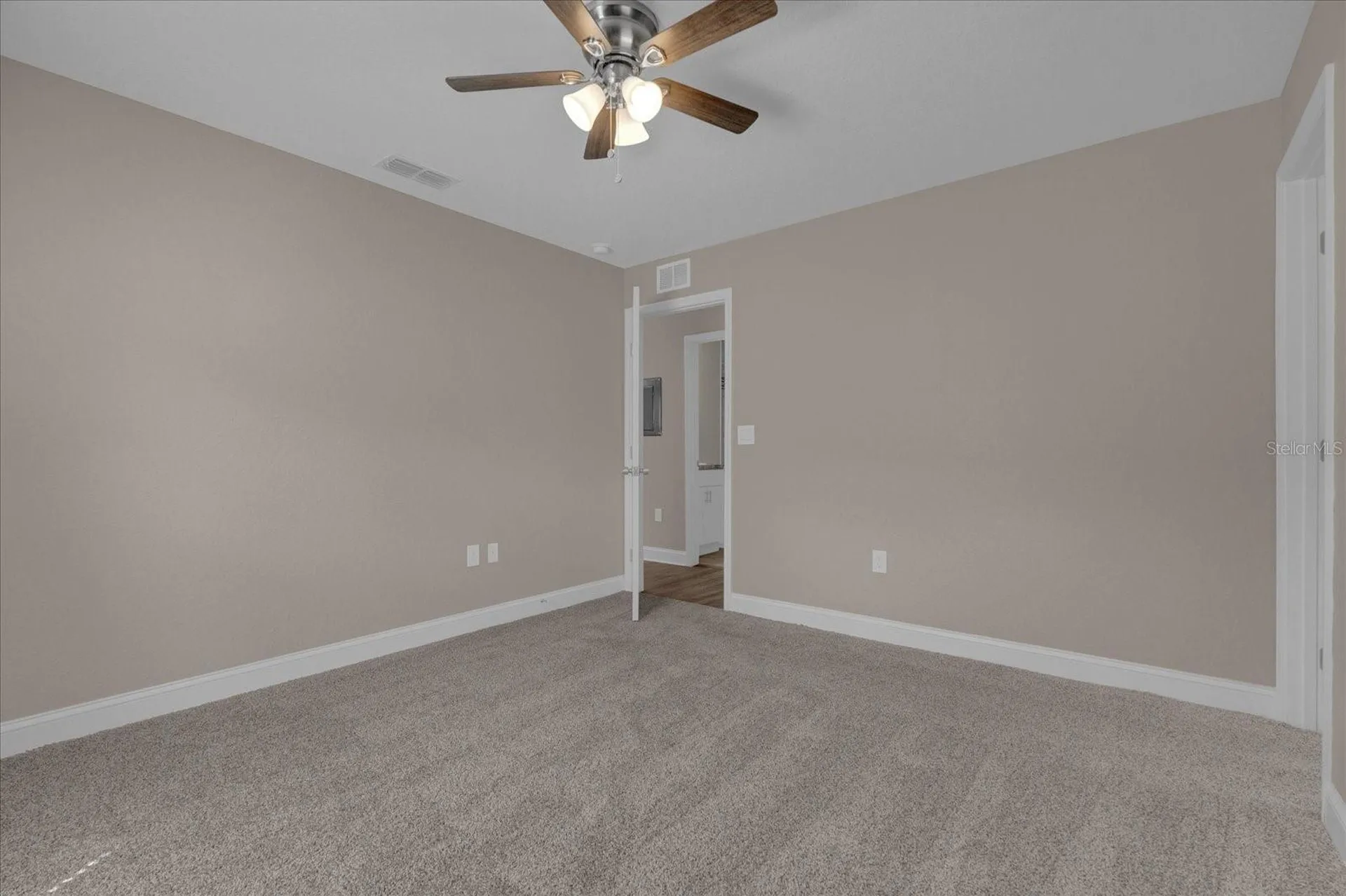 324 Avenue Y NE Winter Haven FL 33881