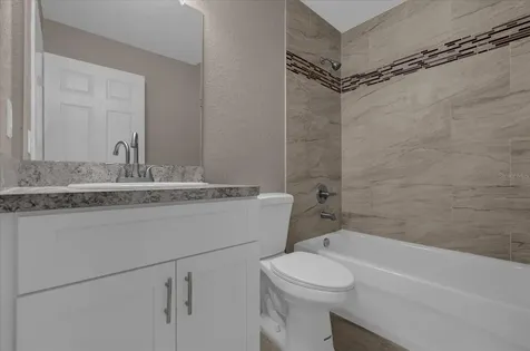 324 Avenue Y NE Winter Haven FL 33881