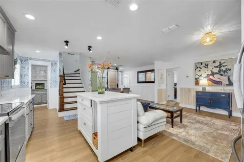 1611 Chestnut Avenue Winter Park FL 32789