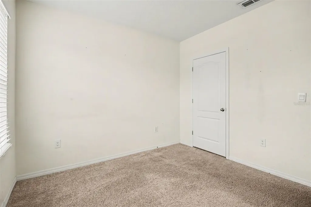 693 Squires Grove Drive Winter Haven FL 33880