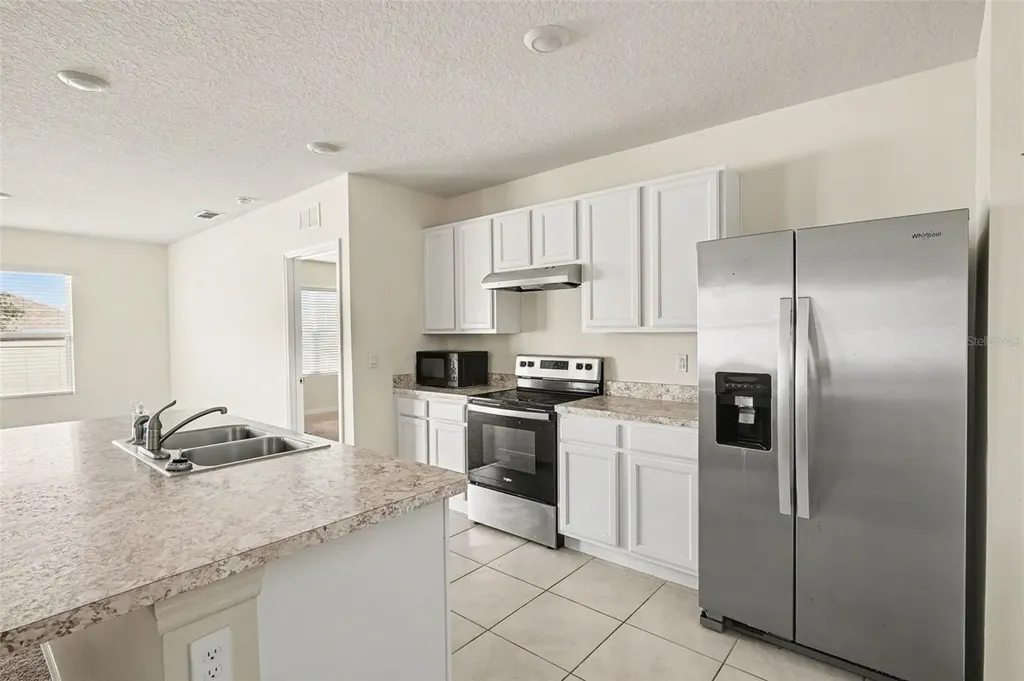 693 Squires Grove Drive Winter Haven FL 33880