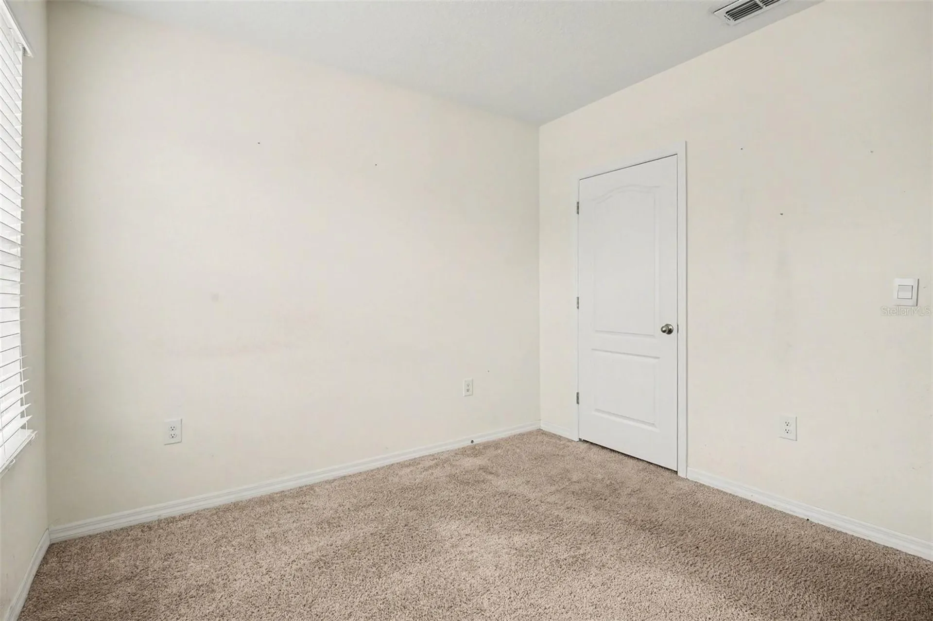 693 Squires Grove Drive Winter Haven FL 33880