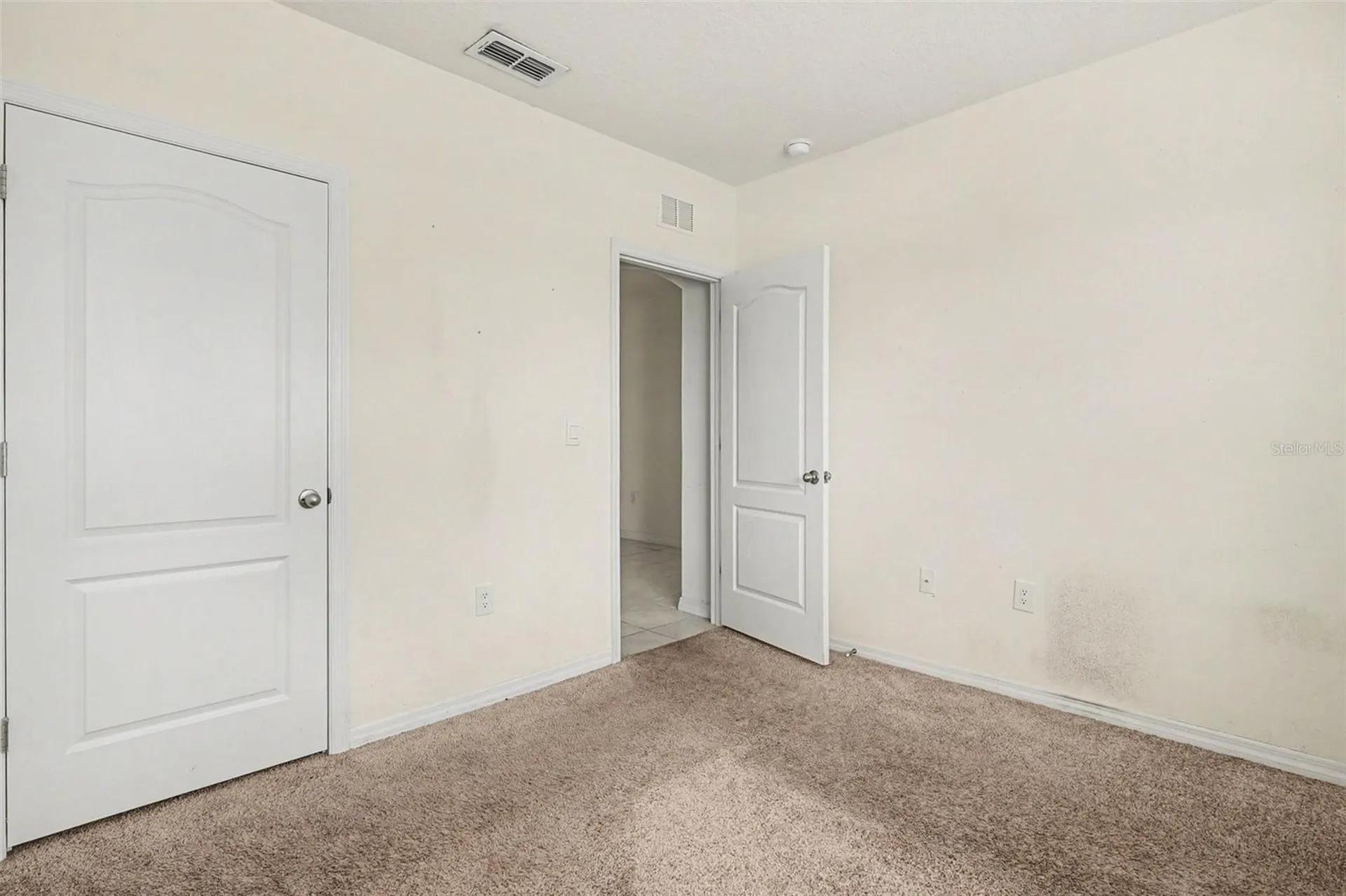 693 Squires Grove Drive Winter Haven FL 33880