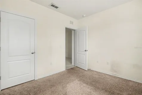 693 Squires Grove Drive Winter Haven FL 33880