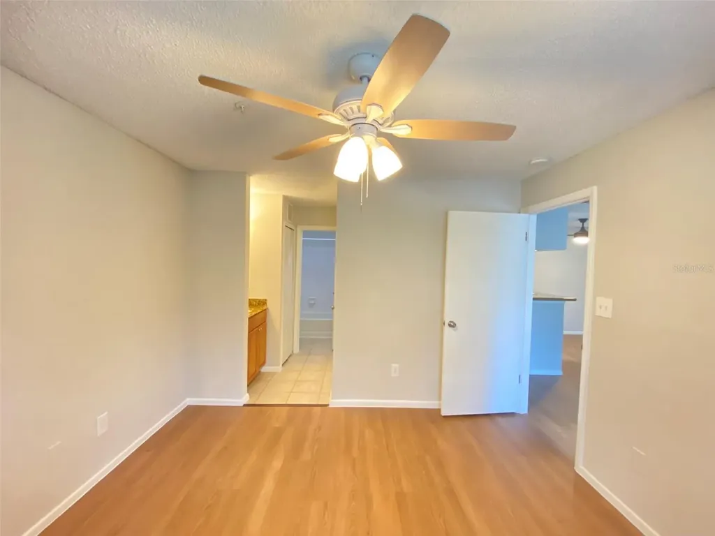 208 Afton Square Altamonte Springs FL 32714