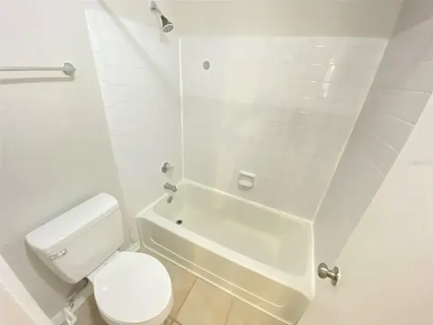 208 Afton Square Altamonte Springs FL 32714