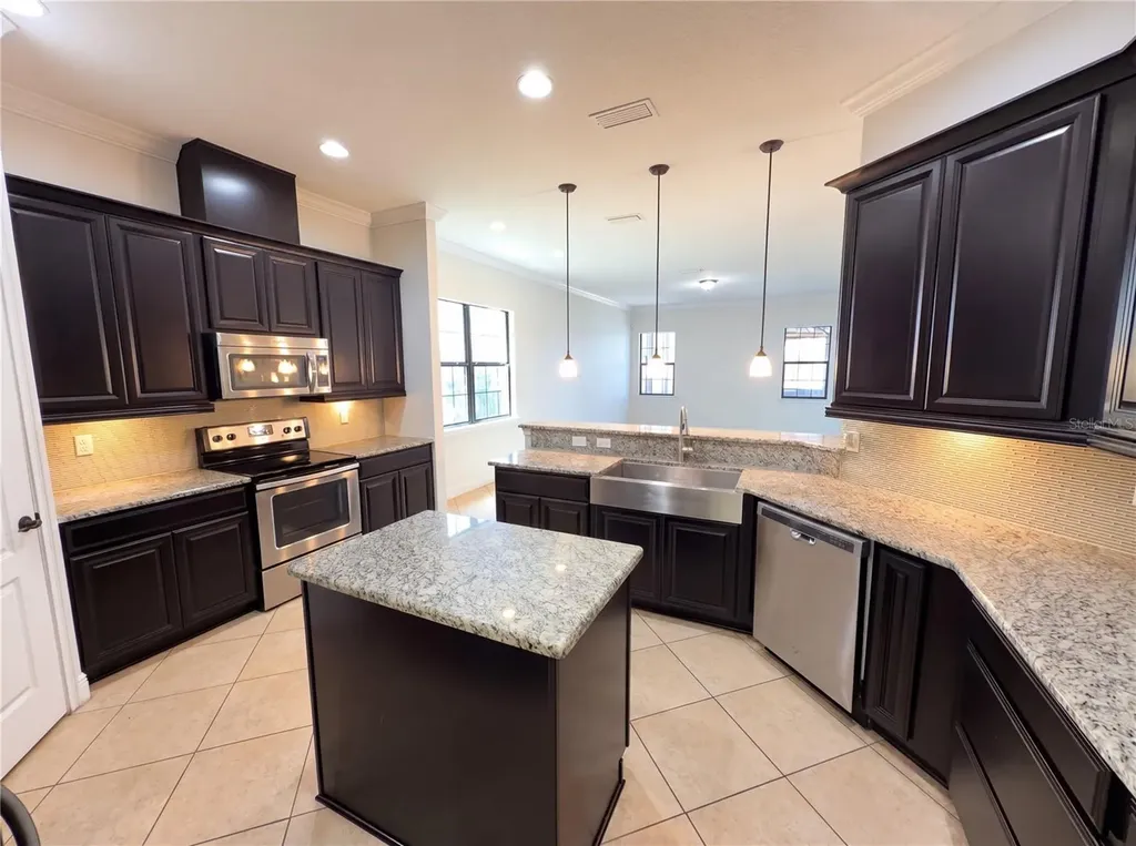 13190 Woodford Street Orlando FL 32832