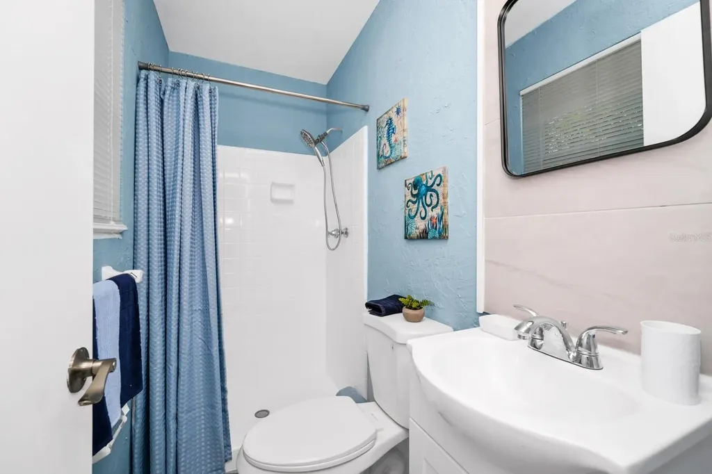 511 S Alder Avenue Orlando FL 32807