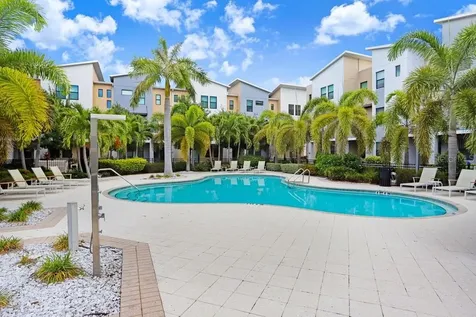 1210 25th Street N St Petersburg FL 33713