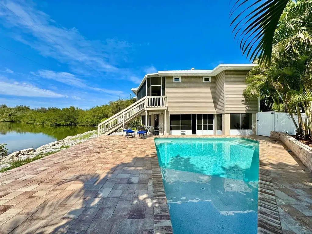 2384 Creek Court Clearwater FL 33764
