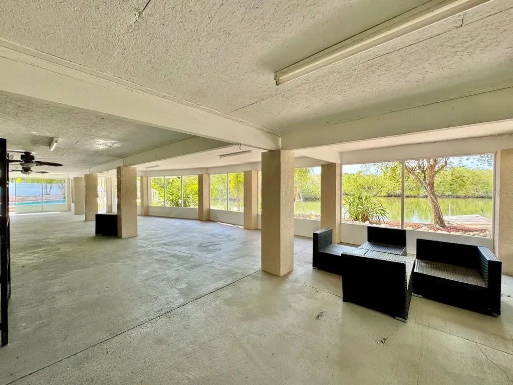 2384 Creek Court Clearwater FL 33764