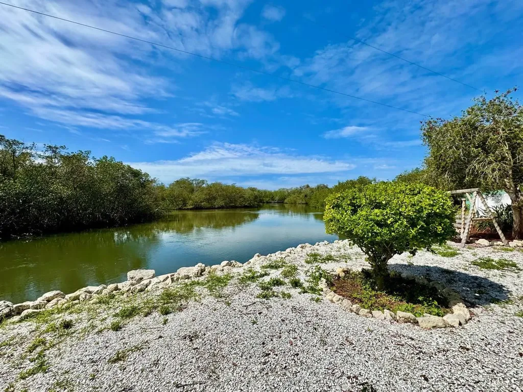 2384 Creek Court Clearwater FL 33764