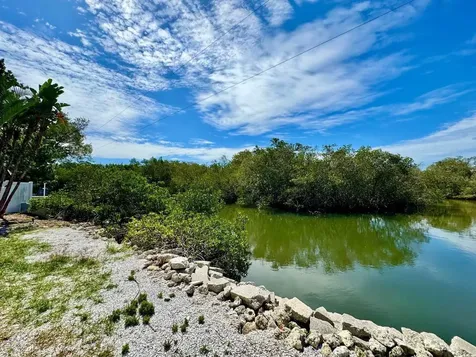 2384 Creek Court Clearwater FL 33764