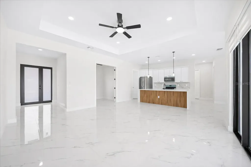 122 NE 11th Terrace Cape Coral FL 33909