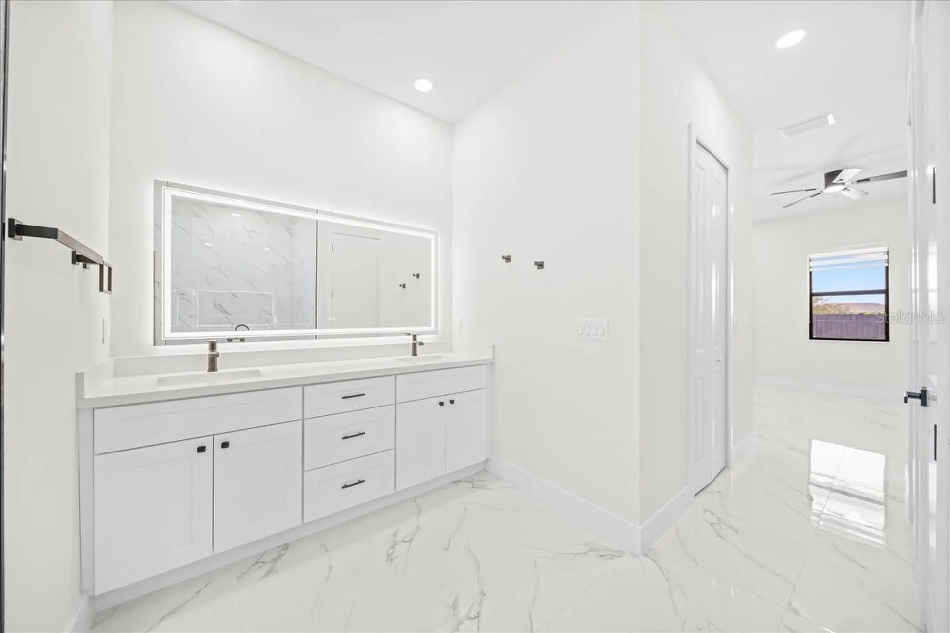 122 NE 11th Terrace Cape Coral FL 33909