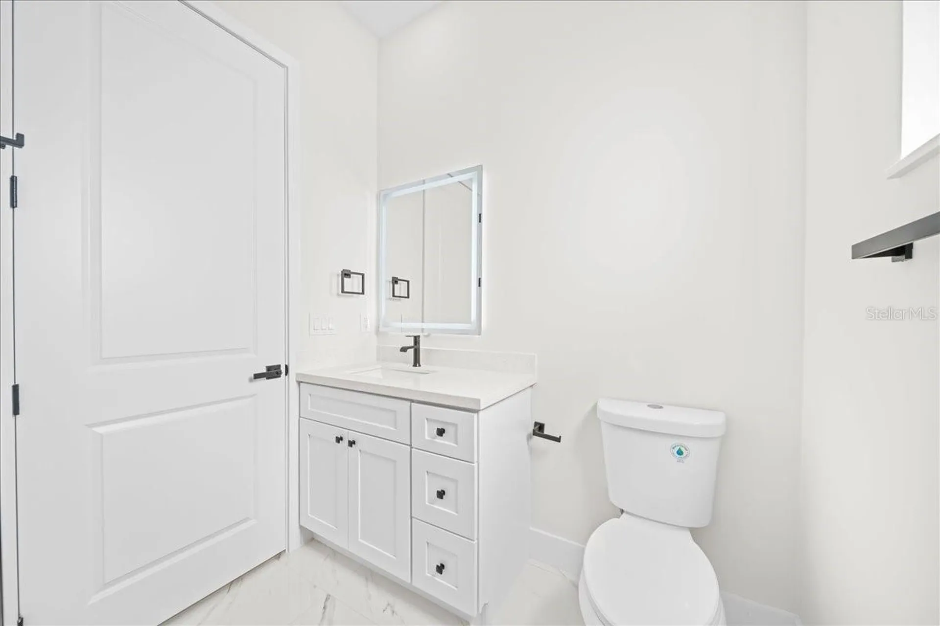 122 NE 11th Terrace Cape Coral FL 33909