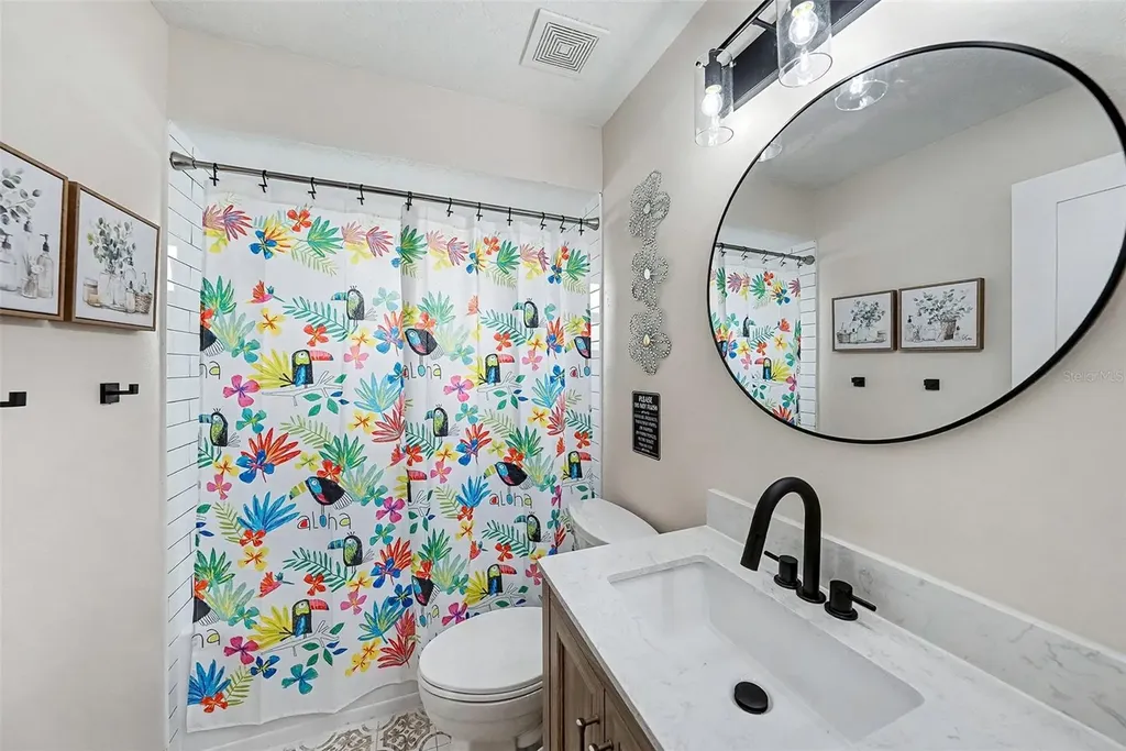 11325 Glenmont Drive Tampa FL 33635