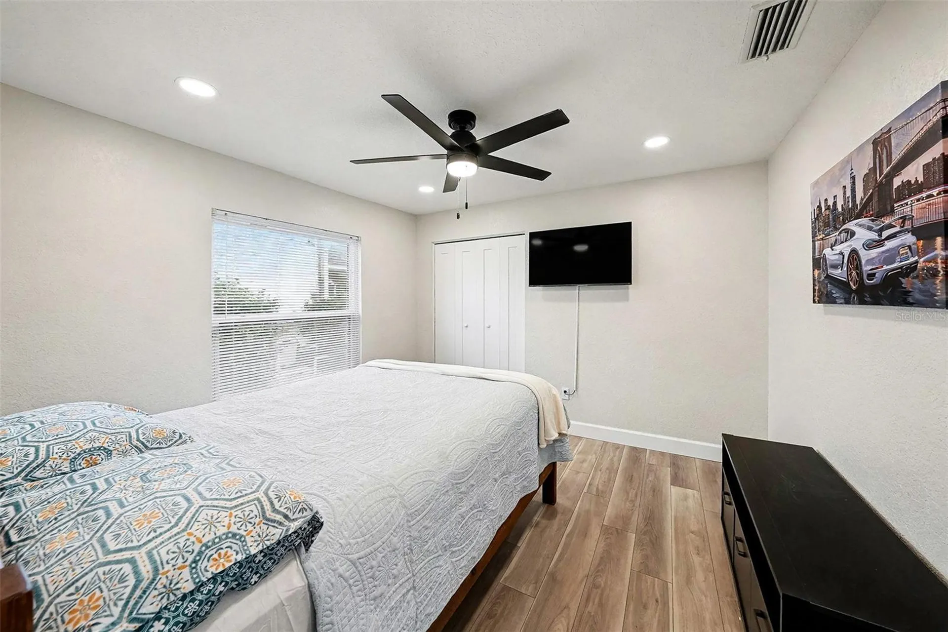 11325 Glenmont Drive Tampa FL 33635