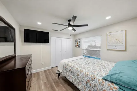 11325 Glenmont Drive Tampa FL 33635
