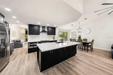 11325 Glenmont Drive Tampa FL 33635