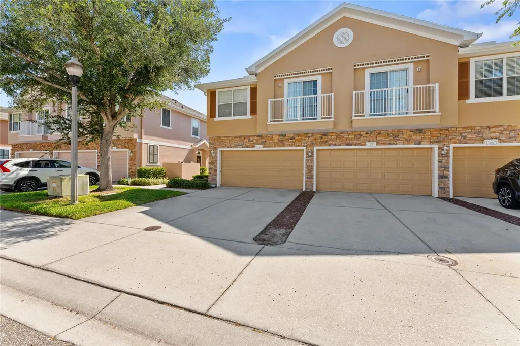 5107 6th Way N St Petersburg FL 33703