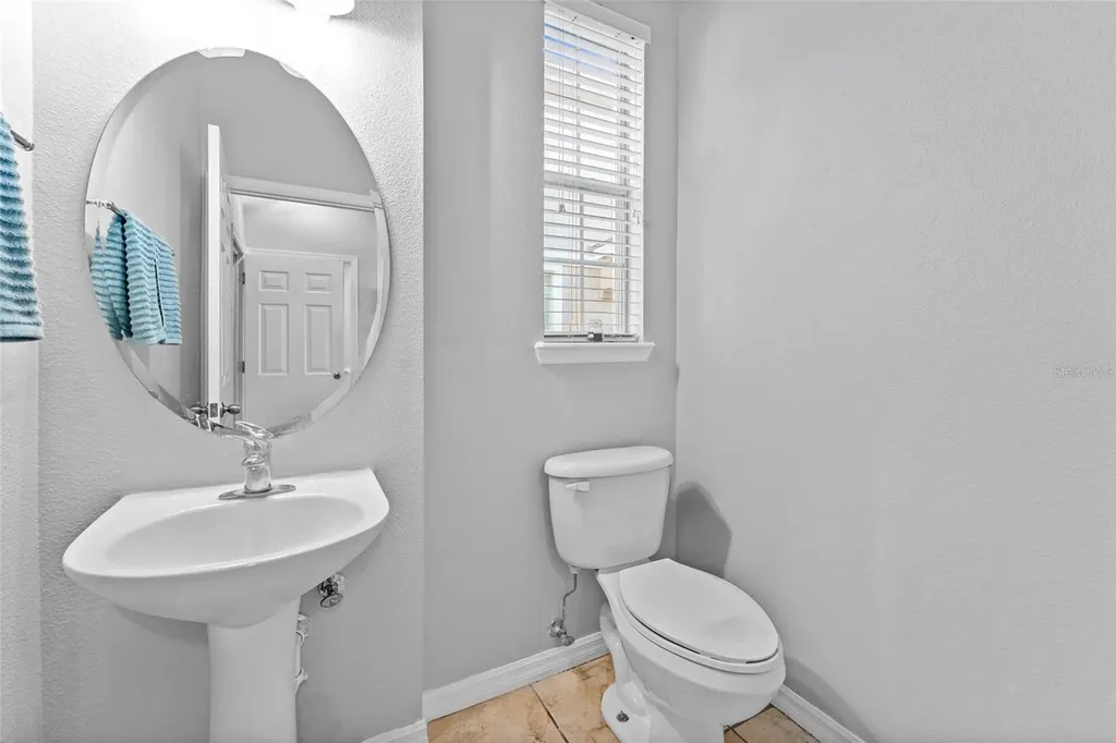 5107 6th Way N St Petersburg FL 33703