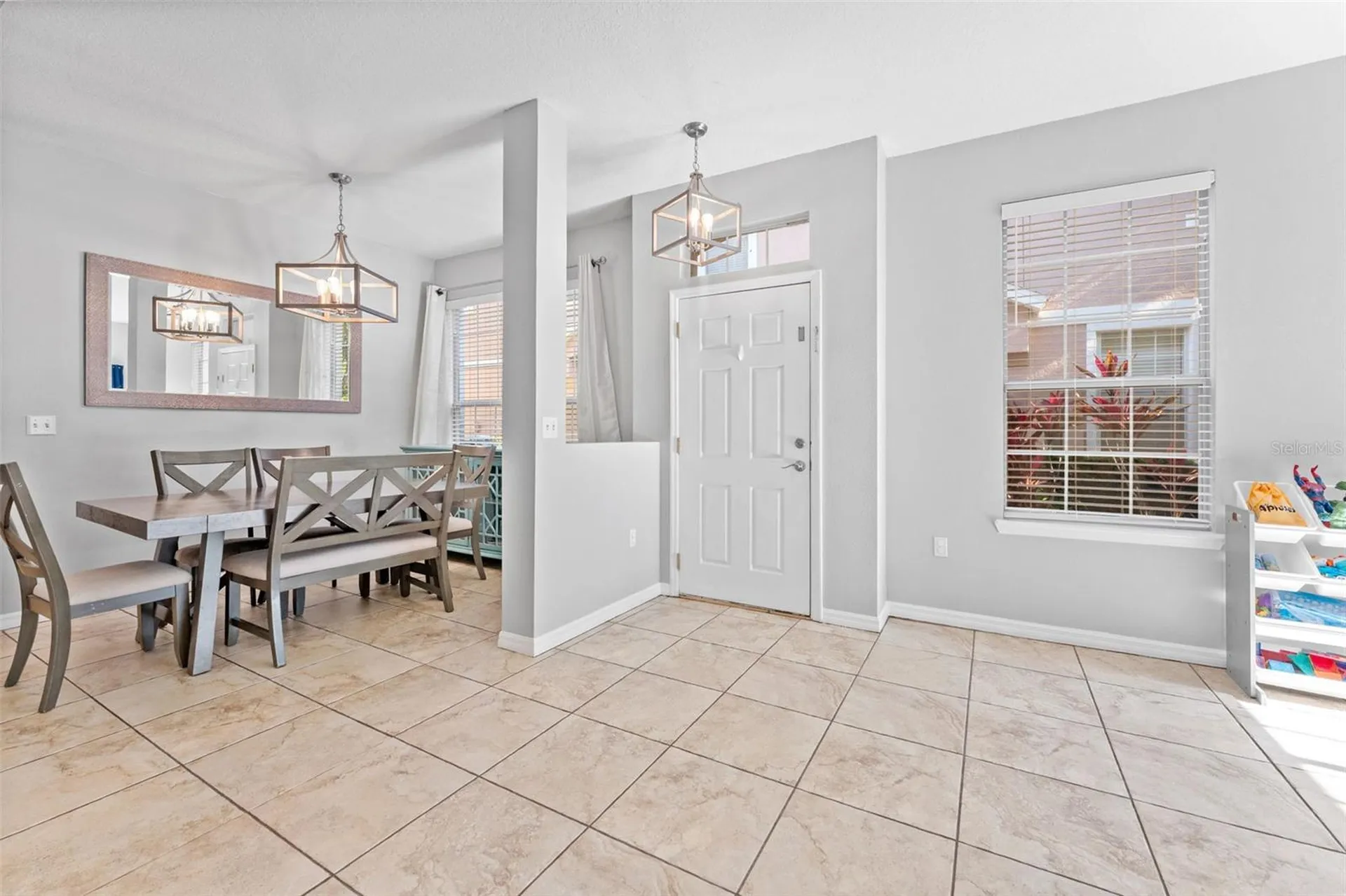 5107 6th Way N St Petersburg FL 33703