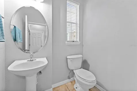 5107 6th Way N St Petersburg FL 33703