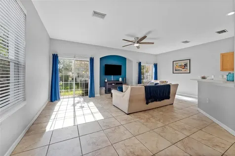 5107 6th Way N St Petersburg FL 33703