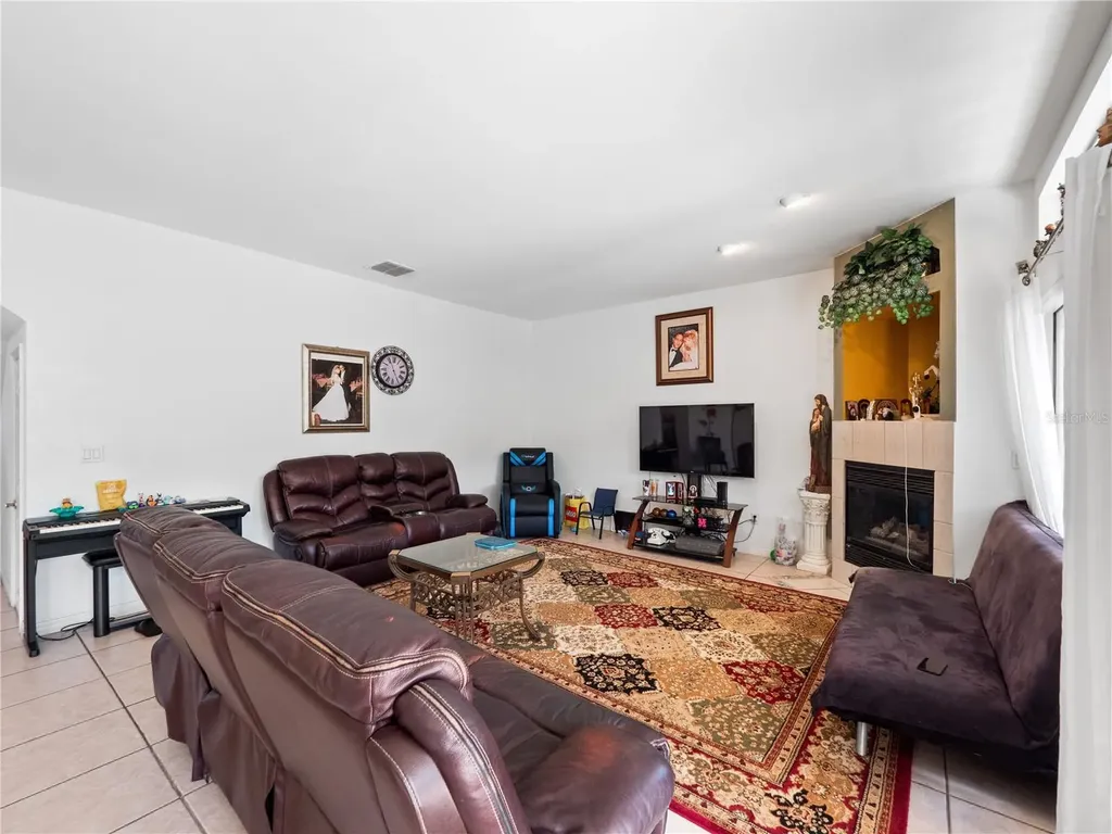 2072 Stone Cross Circle Orlando FL 32828