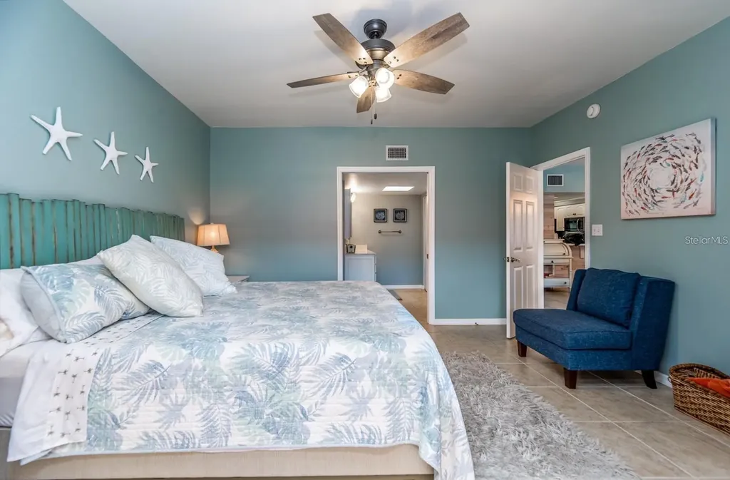 6006 Gulf Drive Holmes Beach FL 34217