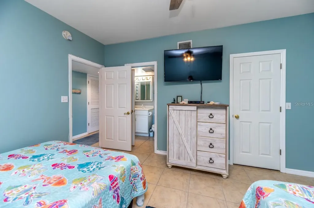 6006 Gulf Drive Holmes Beach FL 34217