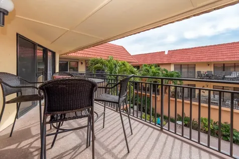 6006 Gulf Drive Holmes Beach FL 34217