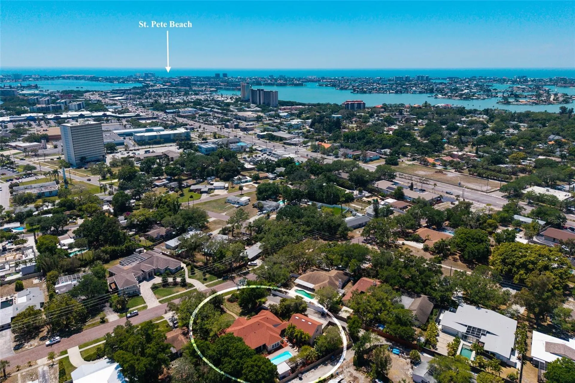 6737 Mango Avenue S St Petersburg FL 33707