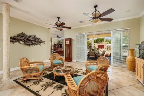 6737 Mango Avenue S St Petersburg FL 33707