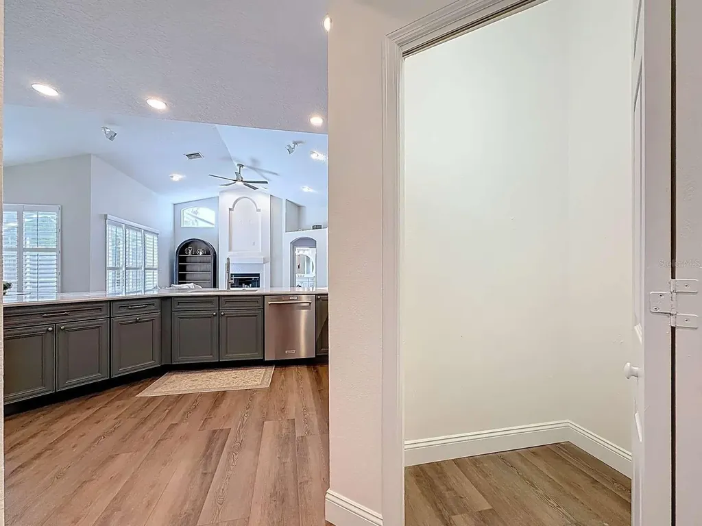 4953 Pointe Circle Oldsmar FL 34677