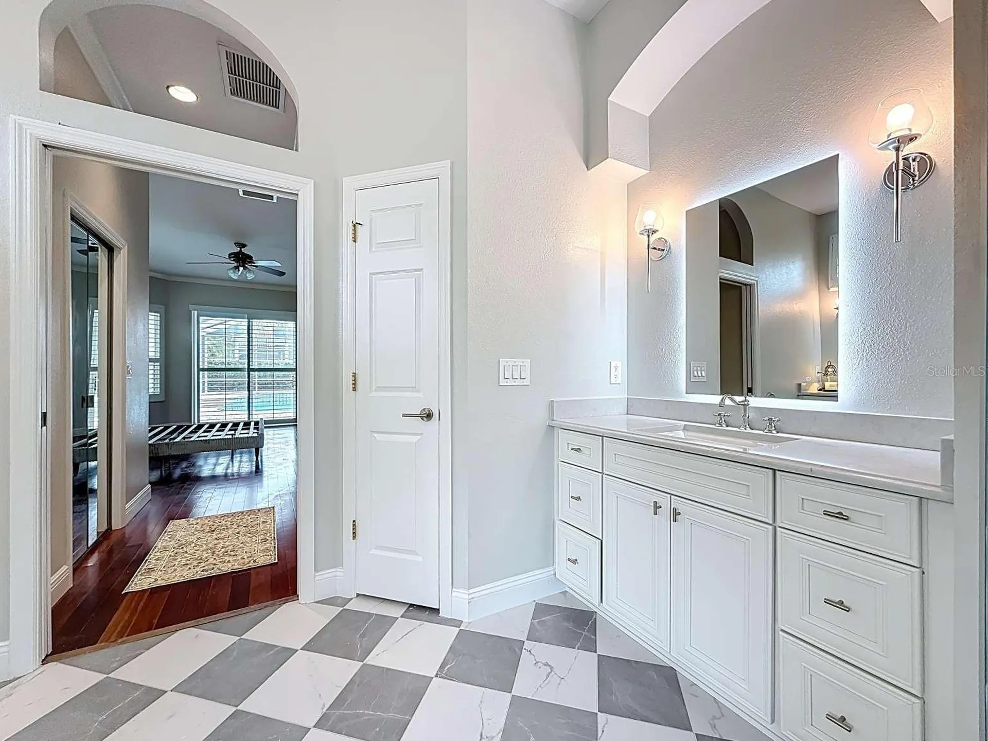 4953 Pointe Circle Oldsmar FL 34677