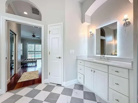 4953 Pointe Circle Oldsmar FL 34677