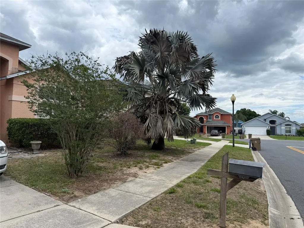 8128 Yellow Crane Drive Kissimmee FL 34747