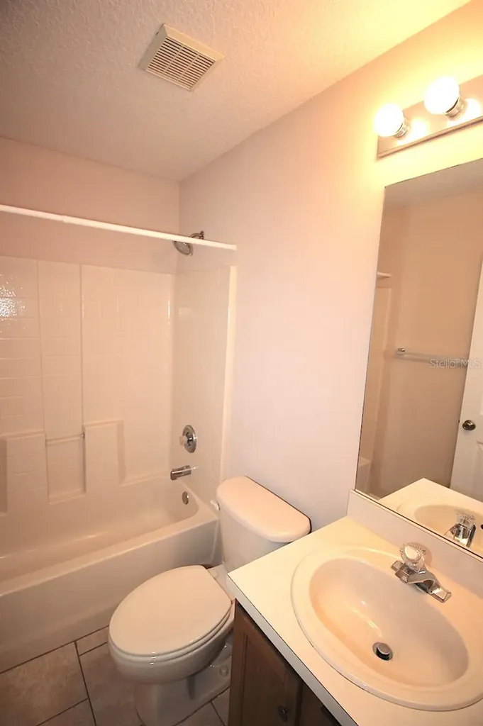 30 Prince John Lane Palm Coast FL 32164