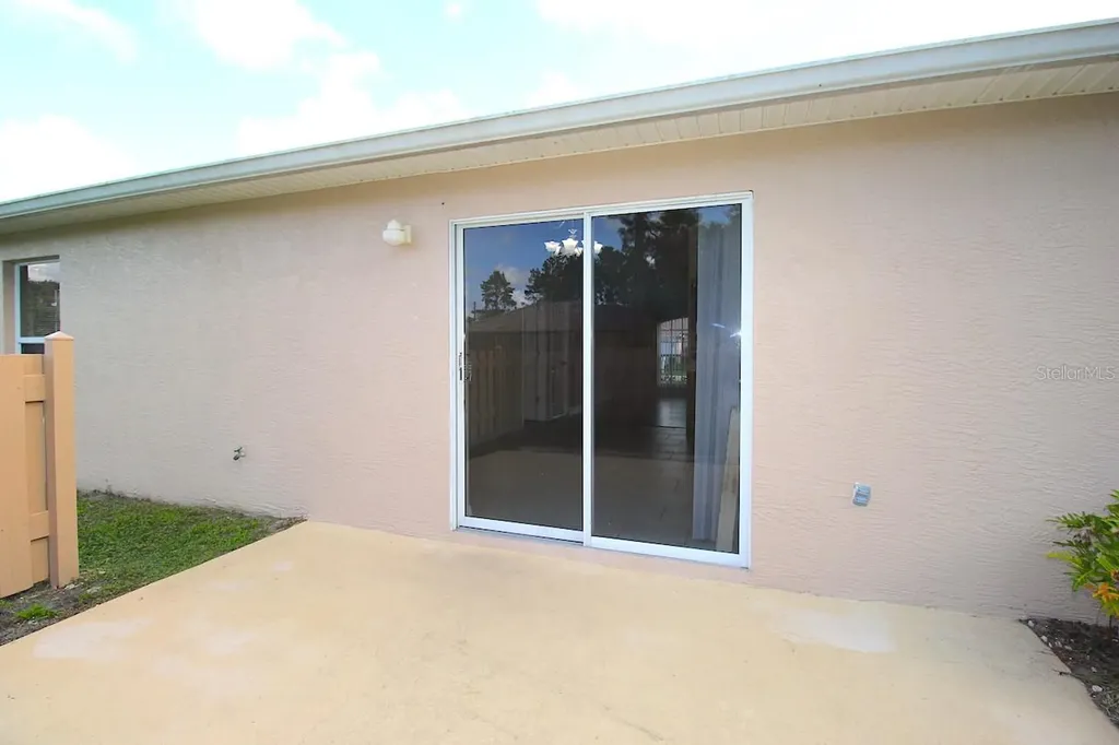 30 Prince John Lane Palm Coast FL 32164