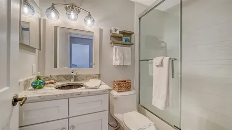4640 Tower Hill Lane Sarasota FL 34238