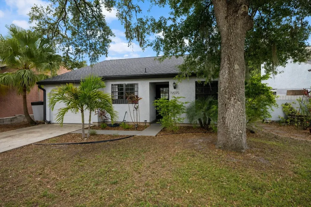 19595 Kapok Court Port Charlotte FL 33952