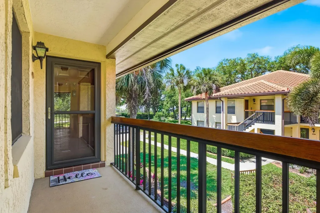 2614 Hammock Court Clearwater FL 33761