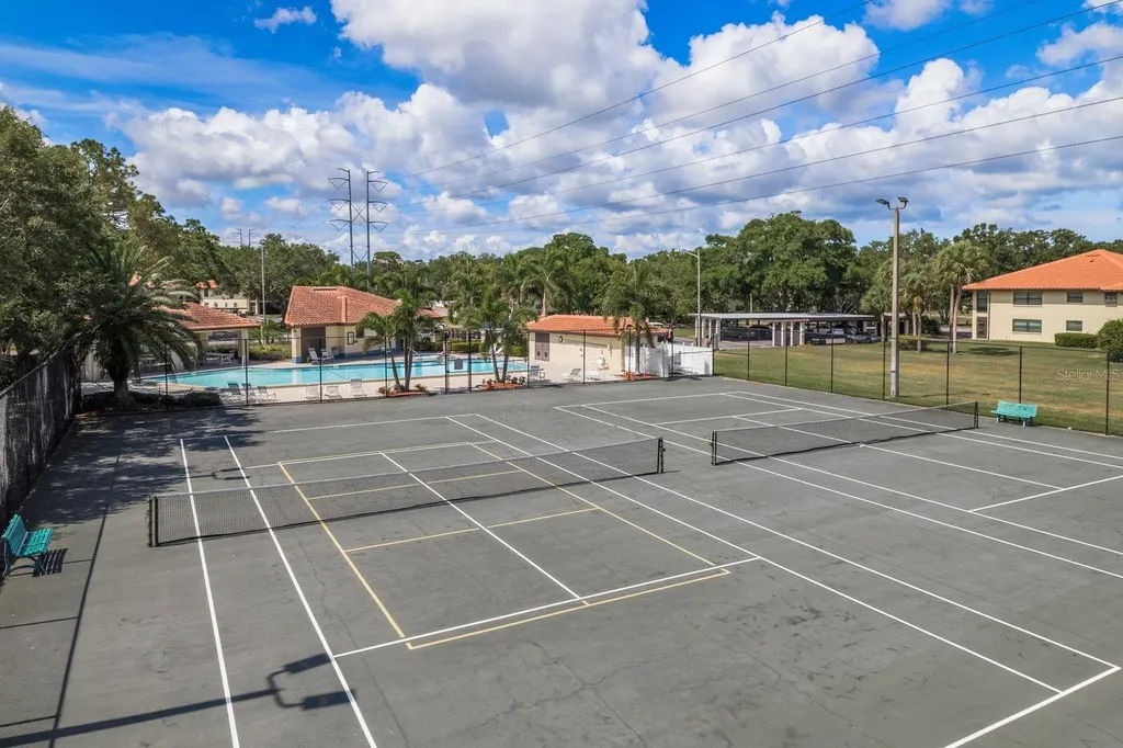 2614 Hammock Court Clearwater FL 33761