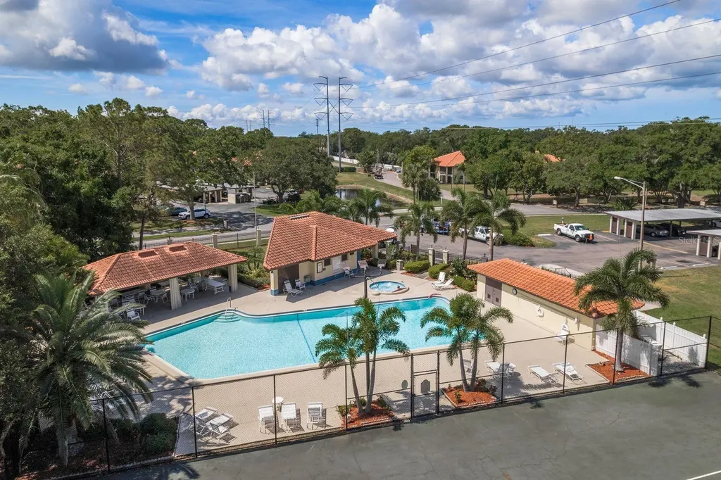 2614 Hammock Court Clearwater FL 33761