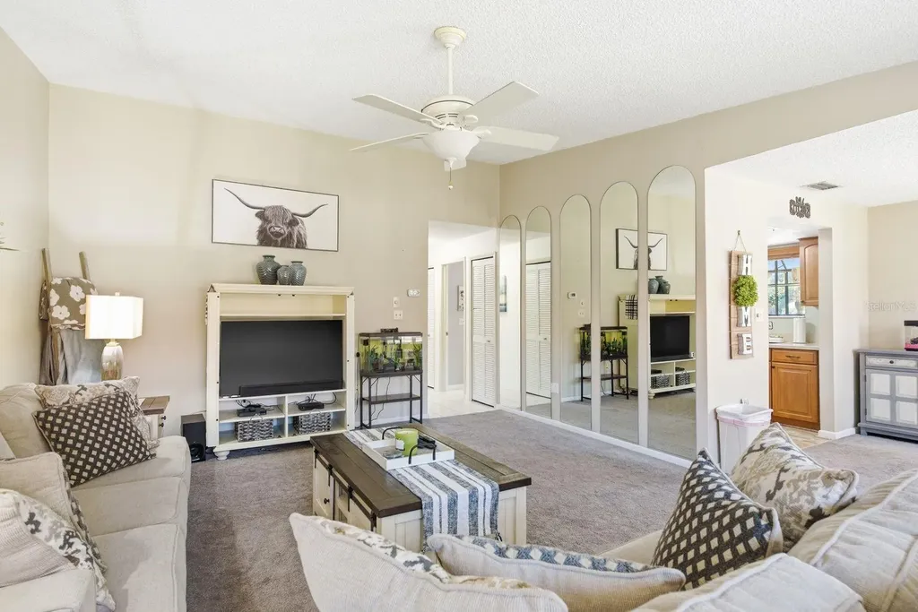2614 Hammock Court Clearwater FL 33761