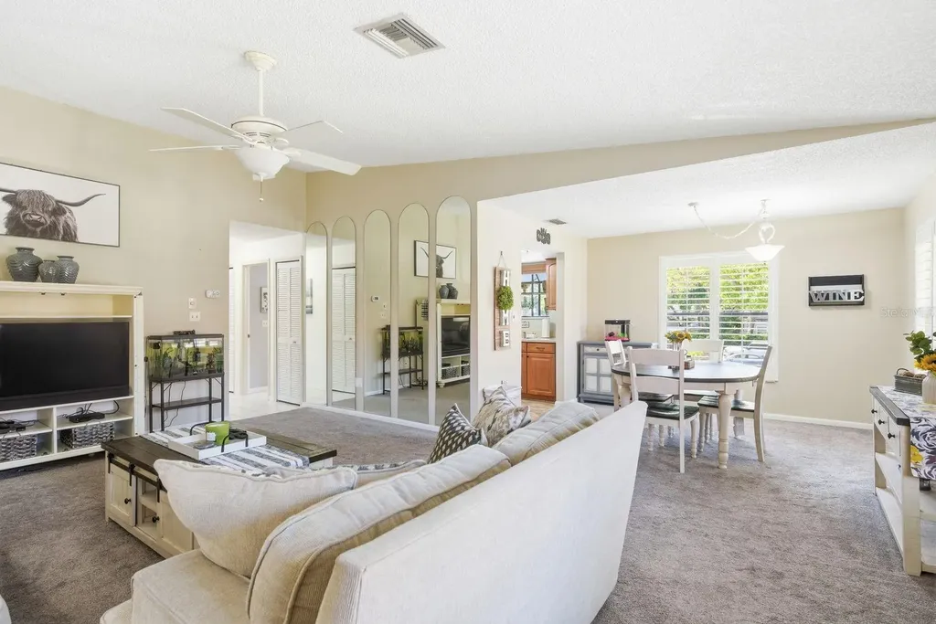 2614 Hammock Court Clearwater FL 33761