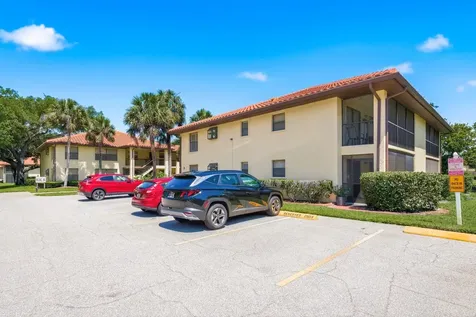 2614 Hammock Court Clearwater FL 33761