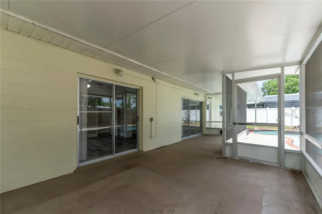 1519 Dunsany Avenue Orlando FL 32806